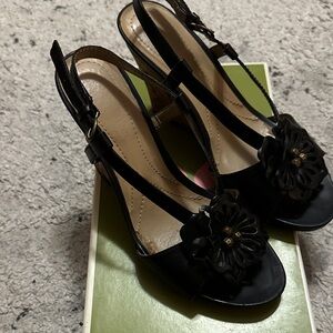 Naturalizer Black Leather Floral Slingback  Heels w/cork design heels. Size 6.5M